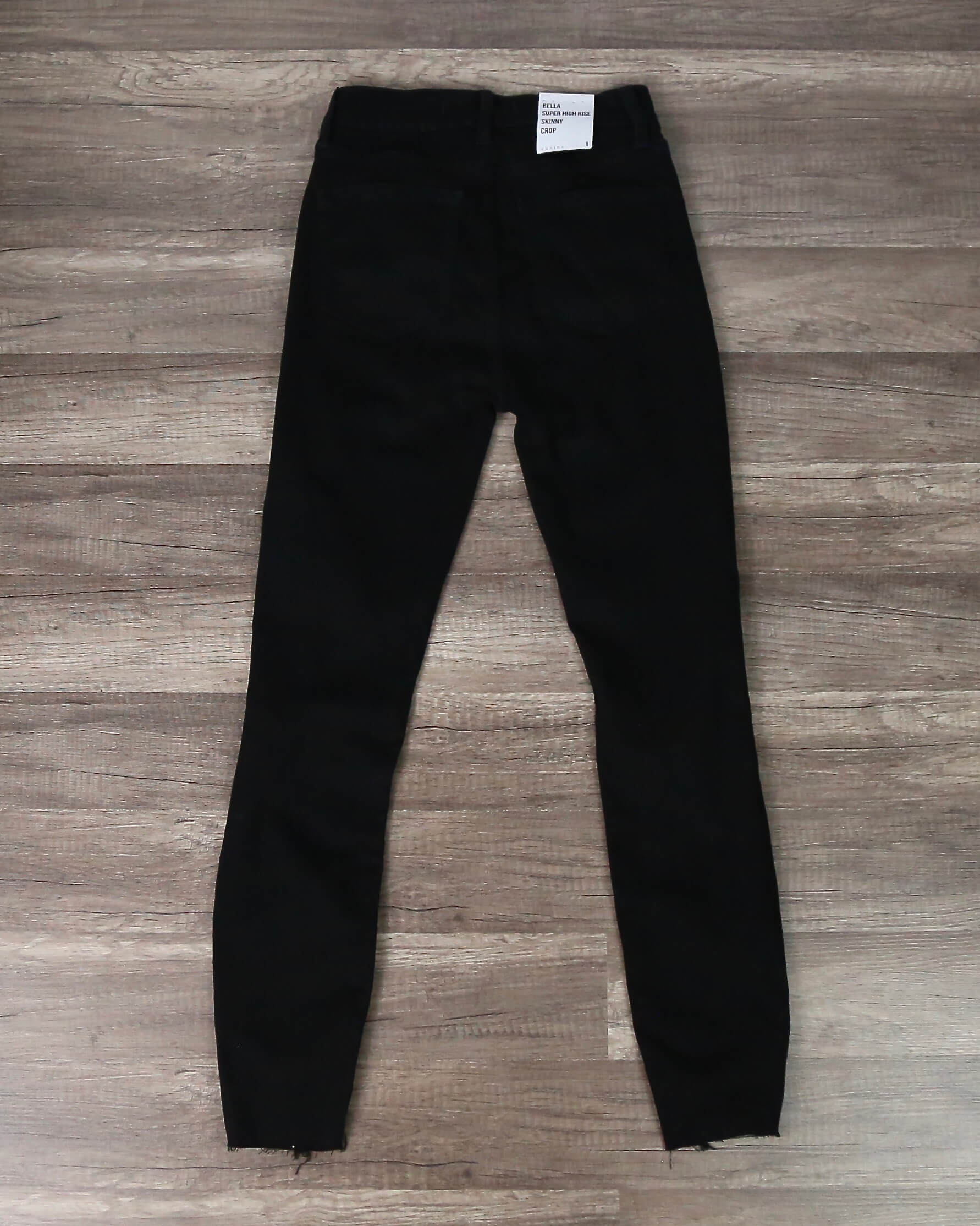 E62001BSD-BLACK-SHADE2.jpg