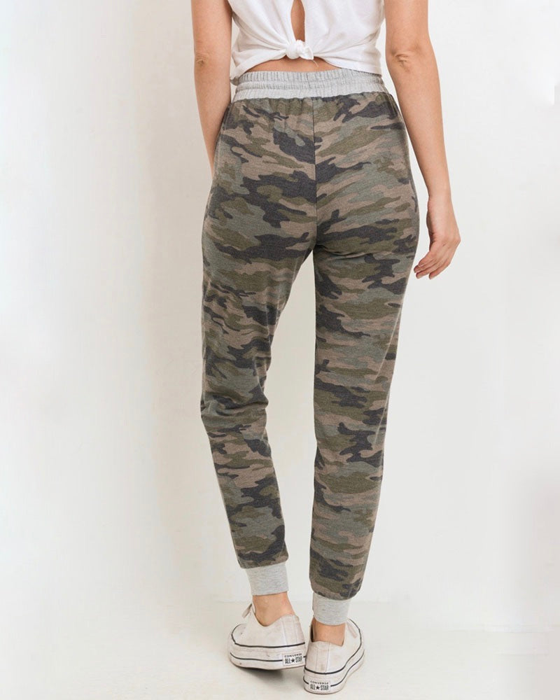 GREENGREYCAMOPRINTJOGGERSWITHANELASTICIZEDDRAWSTRINGWAIST2.jpg